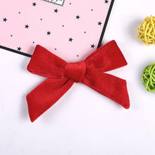 Load image into Gallery viewer, Velvet Bows