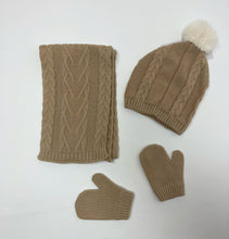 Load image into Gallery viewer, Scarf Set
