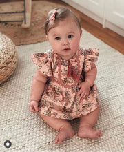 Load image into Gallery viewer, Pink Safari Bloomers Set
